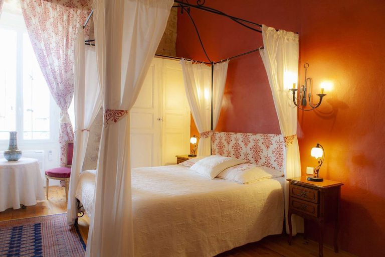 Bedroom 2, Chateau de Murviel, Hérault
