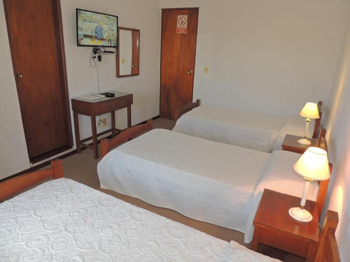 Bedroom 2, Hotel La Casona, Rocha
