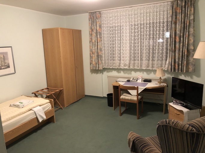 Bedroom 4, AKZENT Hotel Gut Hoeing, Unna