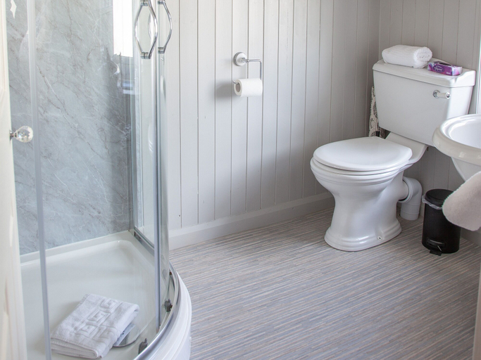 Bathroom 4, Court Prior Boutique B&B and Apartment, Torbay