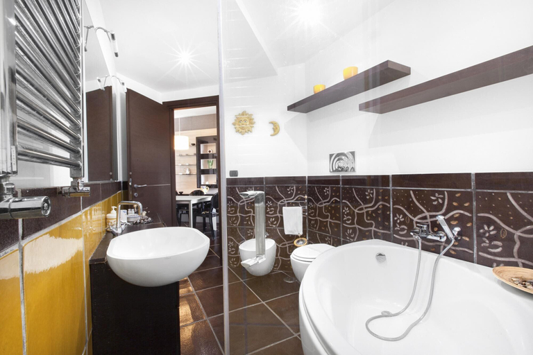 Bathroom 5, Casa Augusta A in Sorrento, Napoli