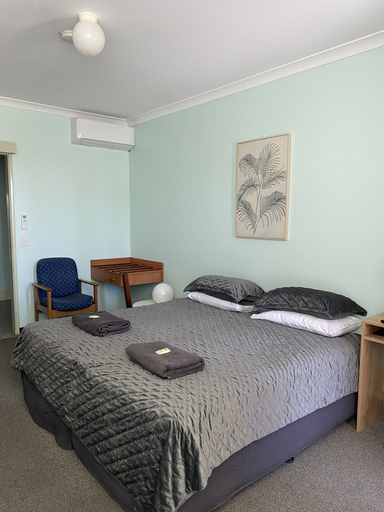 Bedroom 2, Ocean View Villas, Geraldton