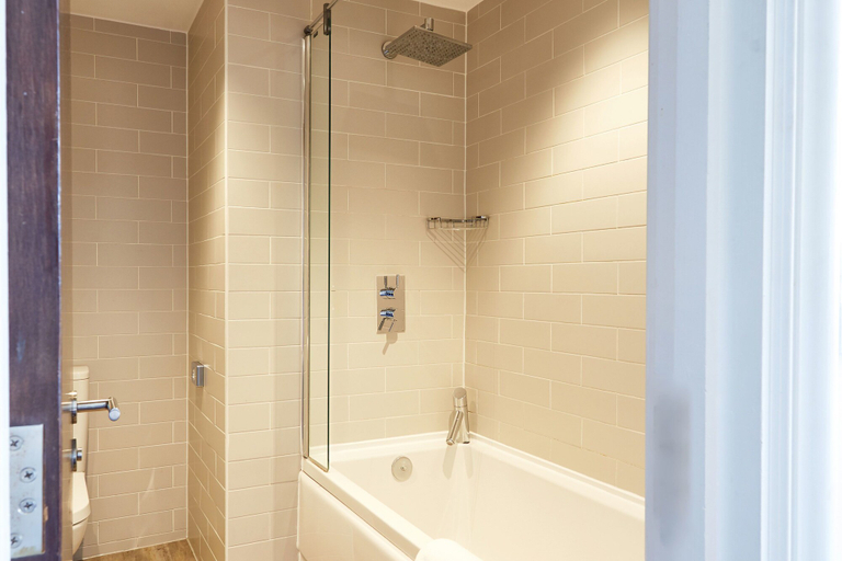 Bathroom 4, Toll House Inn, Lancashire
