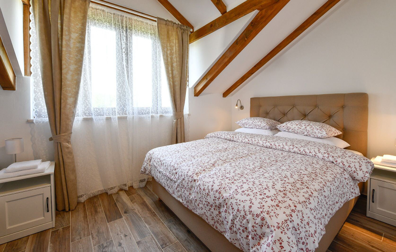 Bedroom 5, Villas Joja, Gospić