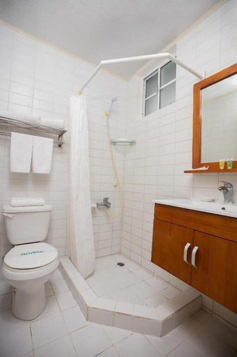 Bathroom 3, Capital Hotel, Saipan