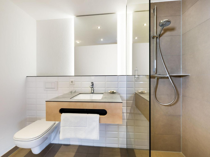 Bathroom 5, Walhalla Zen Hotel Regensburg, Regensburg