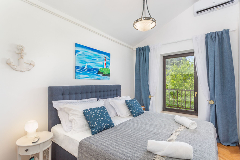 Bedroom 4, Bright 3-bedroom Apartment in Lovran, Lovran