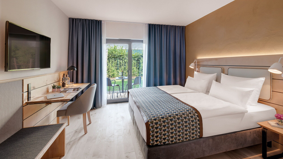 Bedroom 3, Walhalla Zen Hotel Regensburg, Regensburg