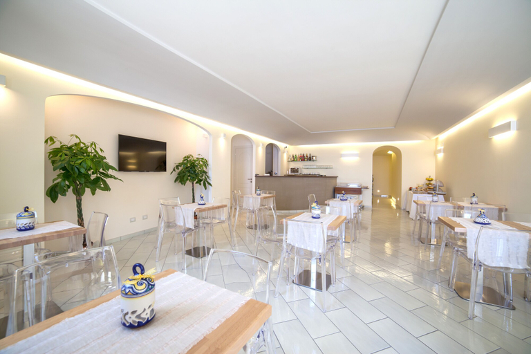 Food & Drinks 5, Hotel Il Pino, Salerno
