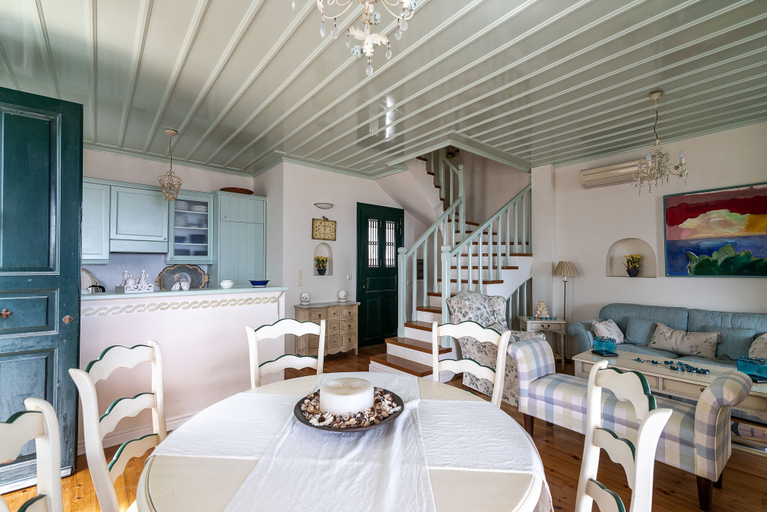 Food & Drinks 5, Villa Heliana Enchanting Seaviews, Attica