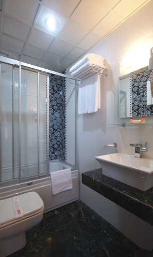 Bathroom 5, Sed Hotel, Beyoğlu
