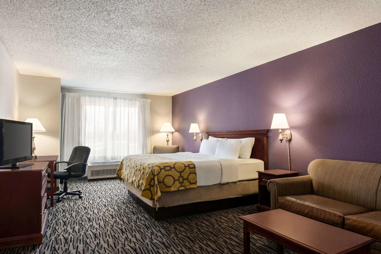 Bedroom 3, Baymont by Wyndham Springfield I-44, Greene