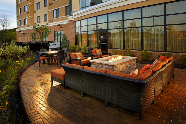 Food & Drinks 4, Courtyard by Marriott Pittsburgh Washington/Meadow Lands, Washington