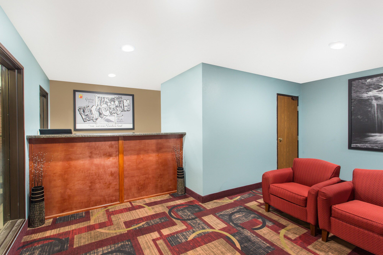 Others 5, Super 8 by Wyndham Eau Claire I-94, Eau Claire