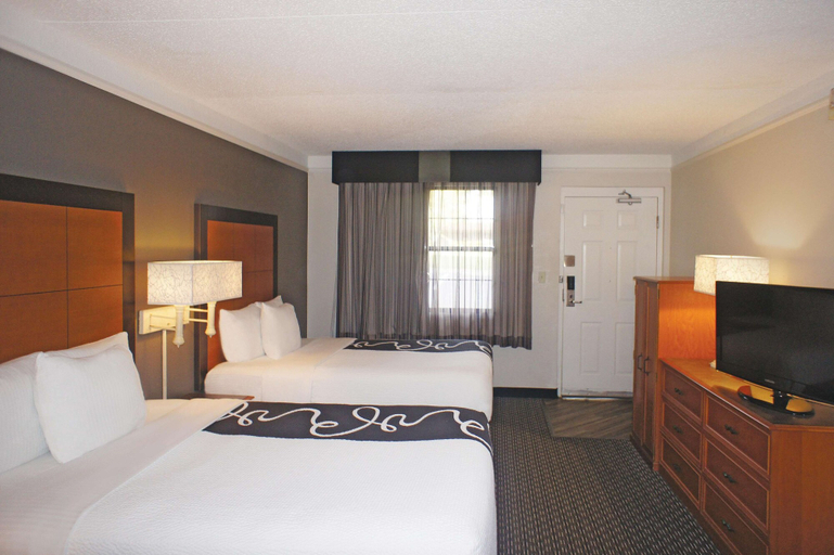 Bedroom 3, Days Inn by Wyndham Gainesville University I-75, Alachua