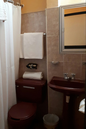 Bathroom, Hotel Barranca 10, Allende