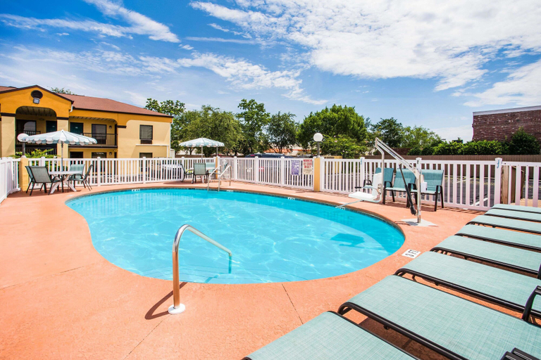 Sport & Beauty 5, Howard Johnson by Wyndham Panama City, Bay
