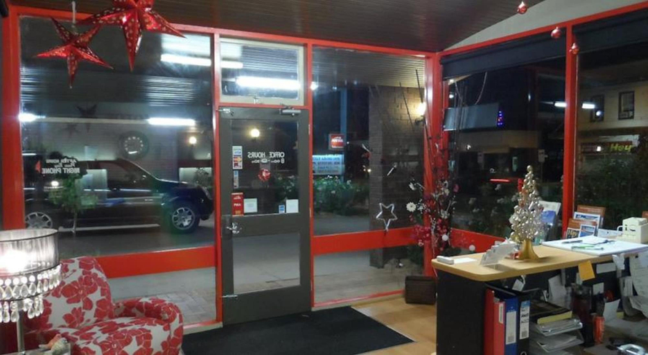Food & Drinks 5, Bidgee Motor Inn, Hay