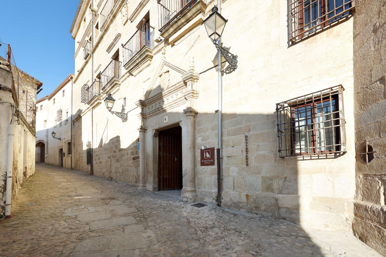 Exterior & Views 2, Eurostars Palacio Santa Marta, Cáceres