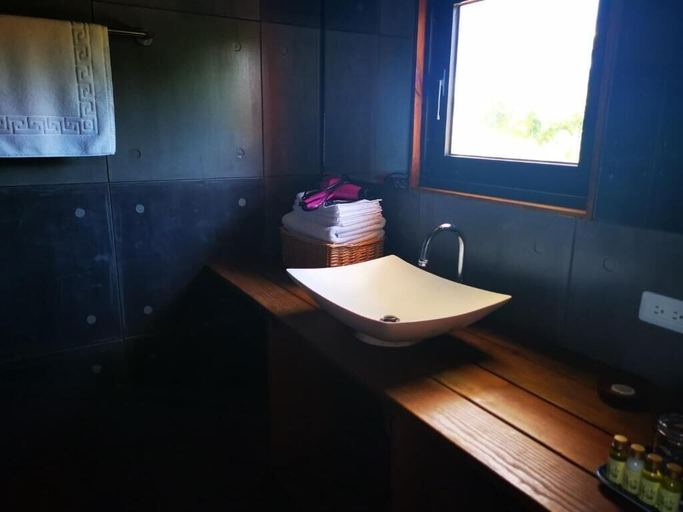 Bathroom 3, 23.5 Blue B & B, Penghu