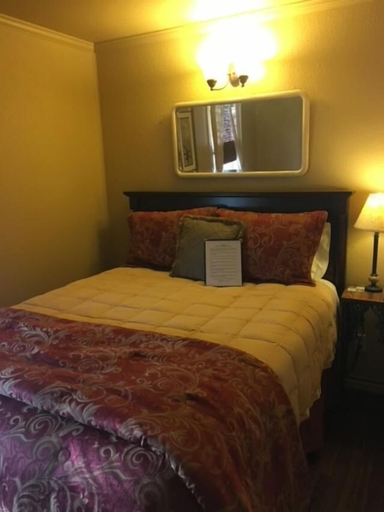 Bedroom 2, Davis Mountains Inn, Jeff Davis