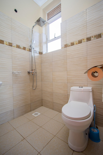 Bathroom 4, Ntinda Bypass Hotel, Kampala