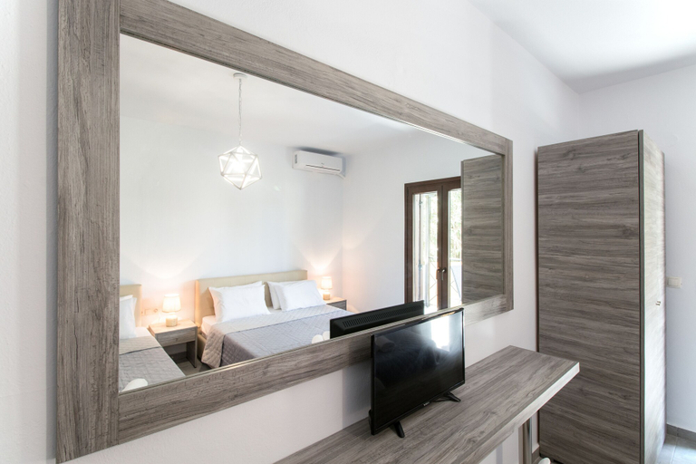 Bedroom 5, Pension Strawberry, Thessaly