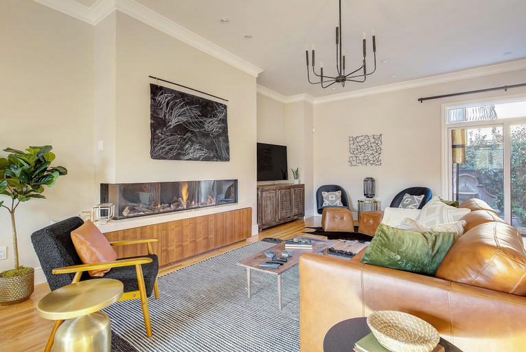 Others 1, Luxe Family Getaway - Pool Table, Denver