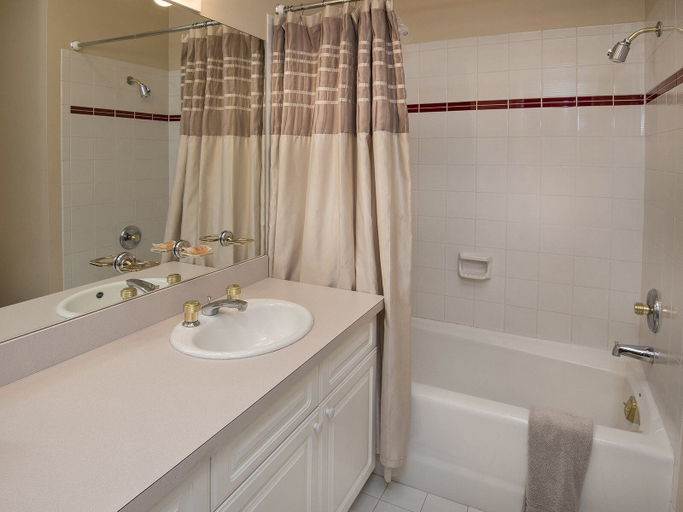 Bathroom 4, Vermont Road Chalet, Eagle