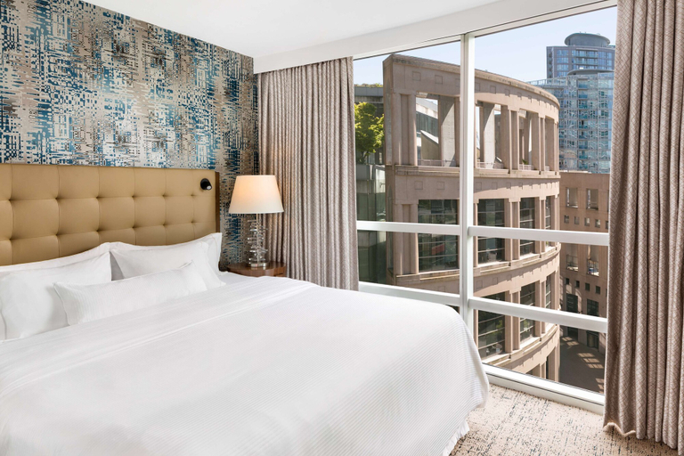 Bedroom 4, Hilton Vancouver Downtown, Greater Vancouver