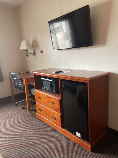 Others 5, Super 8 by Wyndham Salina, Saline