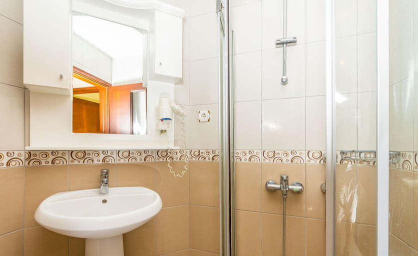 Bathroom 5, Lavinia Apart Hotel, Alanya