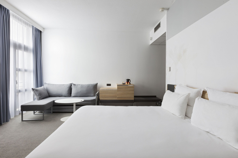 Bedroom 2, Novotel Tours Centre Gare, Indre-et-Loire