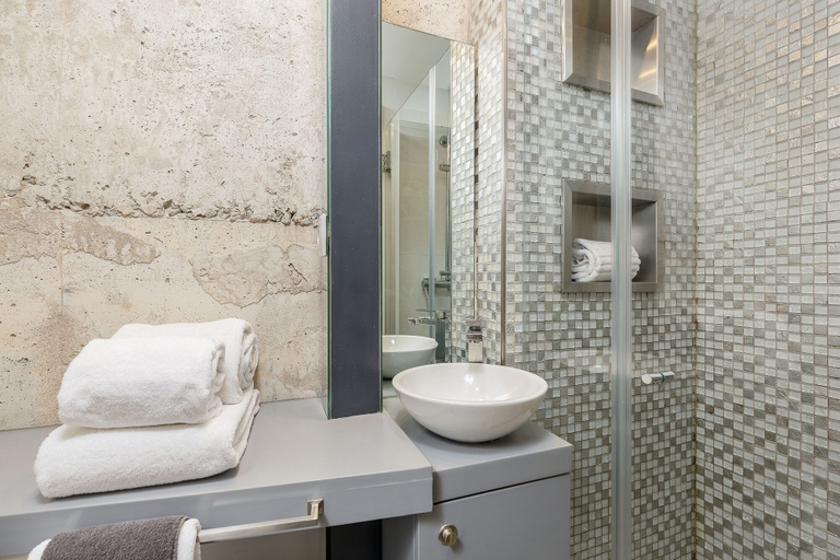Bathroom 4, YOUROPO - Ribeira Porto, Porto
