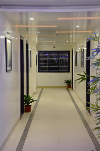 Others 5, Hotel Suresh Inn, Pune