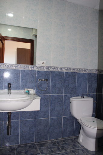 Bathroom 4, Hotel Sagunto, Valencia
