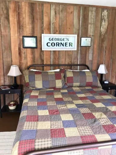 Bedroom 3, Riverboat Bed & Breakfast, Adams