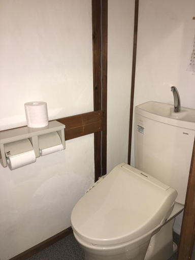 Bathroom 3, Guesthouse Kiten - Hostel, Gifu