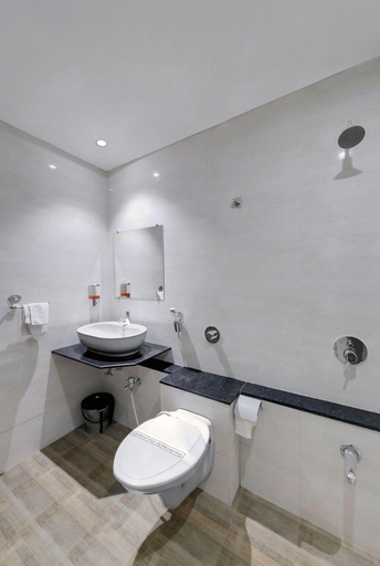 Bathroom 4, Hotel Shital Inn, Ahmadabad