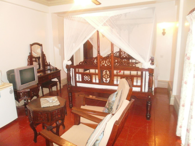 Bedroom 2, Asmini Palace Hotel, Mjini