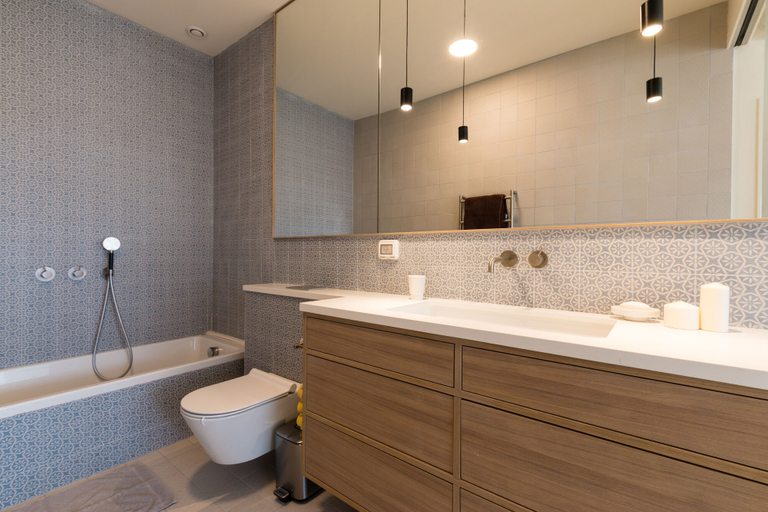 Bathroom 4, Live like Royalty in TLV DLX 2 Floor Apt