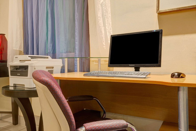 Others 5, Days Inn by Wyndham Southington, Hartford