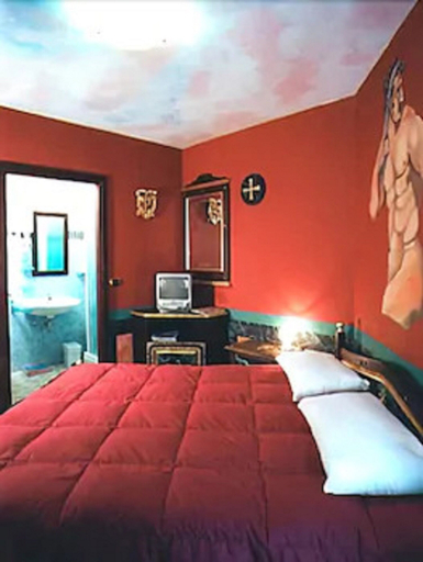 Bedroom 3, Porta Cavana, Trieste