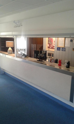 Public Area 3, Brit Hotel Confort Gien, Loiret