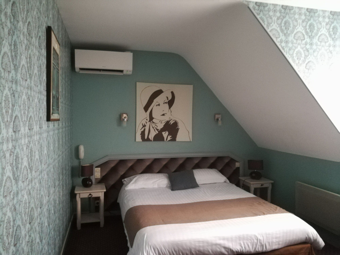 Bedroom 2, Contact Hôtel du Relais Thouars, Deux-Sèvres