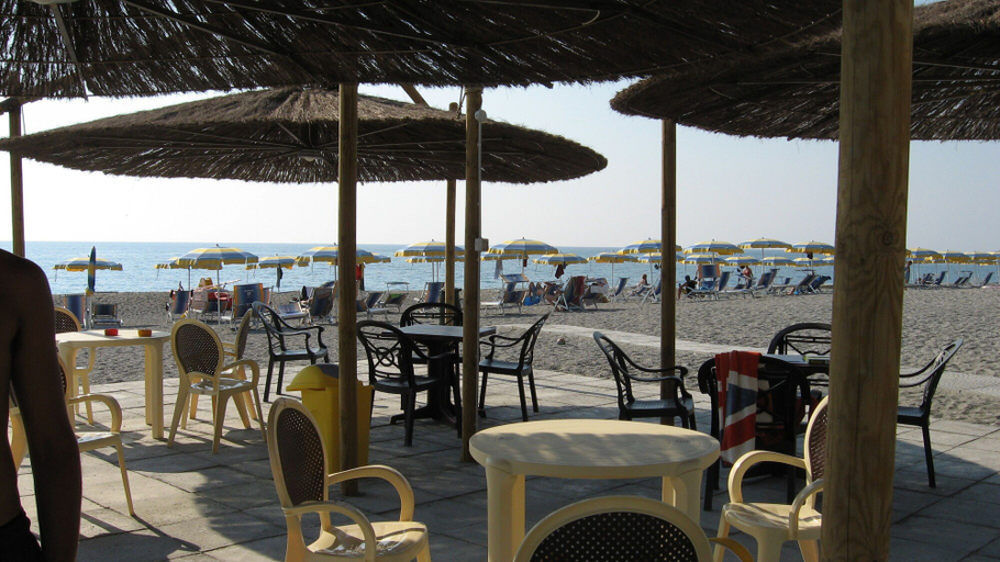 Food & Drinks 5, La Tonnara, Cosenza
