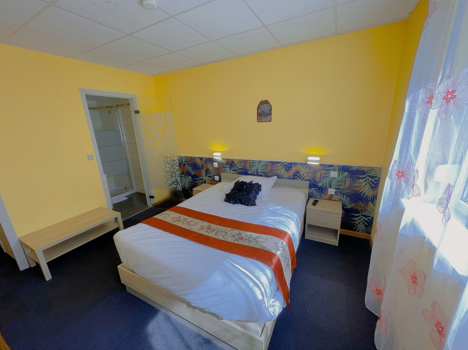 Bedroom 3, Hôtel Le Ronchamp, Haute-Saône