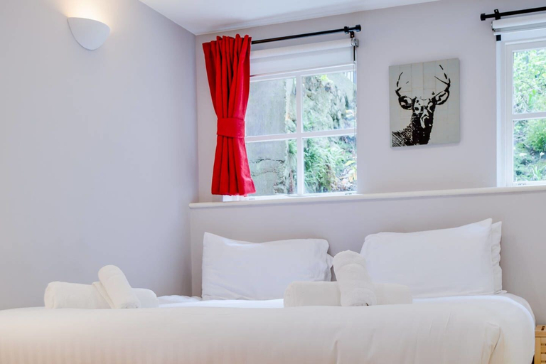 Bedroom 3, JOIVY Old Town Hidden Castle Gem, Edinburgh