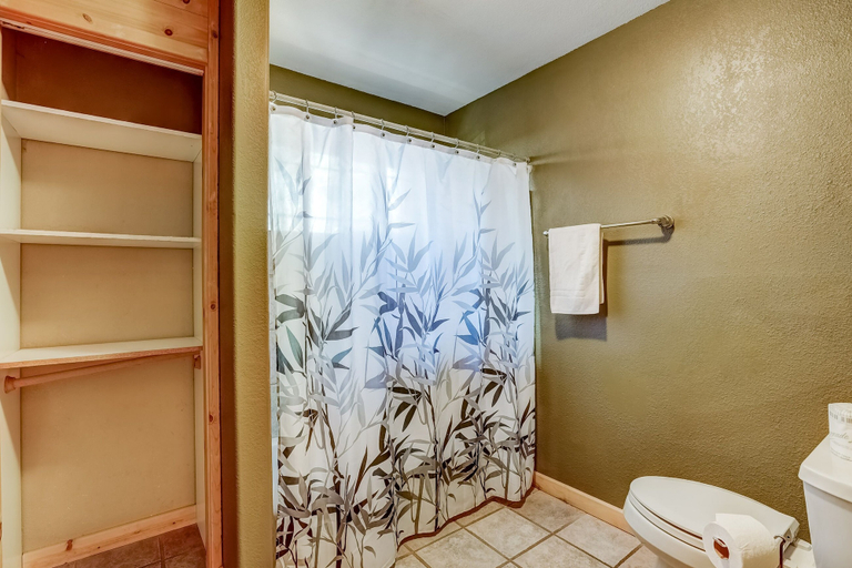 Bathroom 3, Residing Retreat, El Dorado