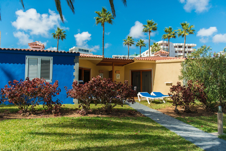 Exterior & Views 2, HL Miraflor Suites, Las Palmas